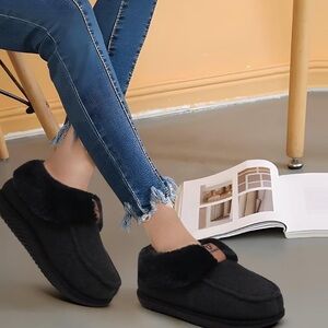 COFACE Women's Memory Foam House Slippers Arch Support Moccasin Winter Shoes